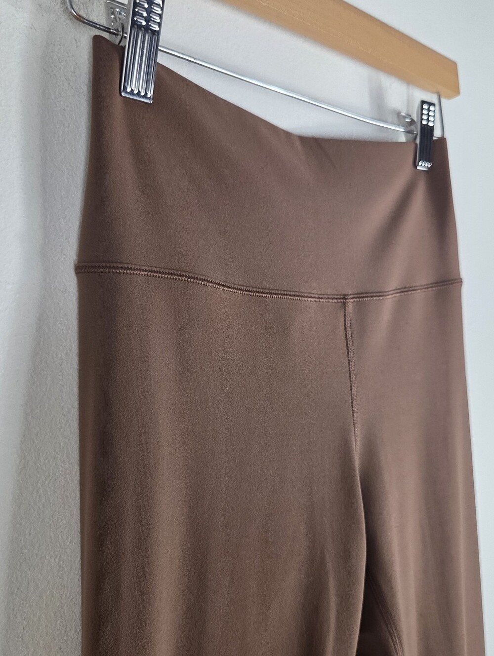 Vuori All the Feels High Waist Leggings Brown - Picture 5 of 12